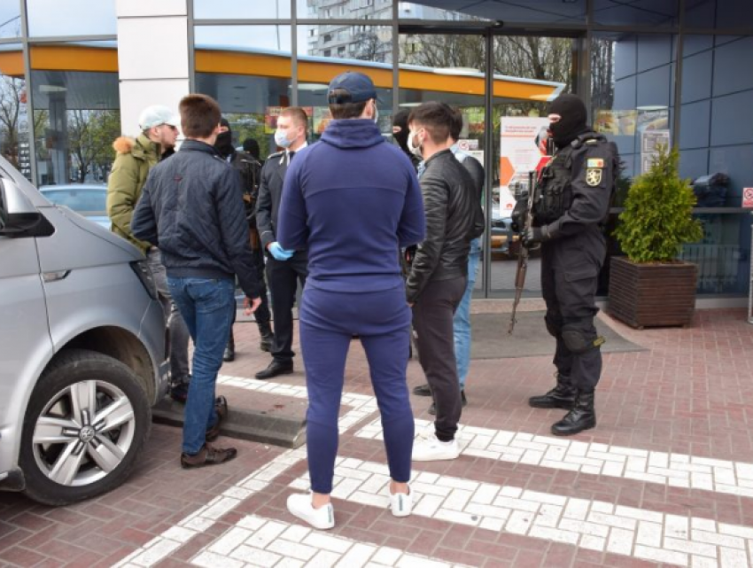 На заправочных станциях Молдовы проводятся проверки 