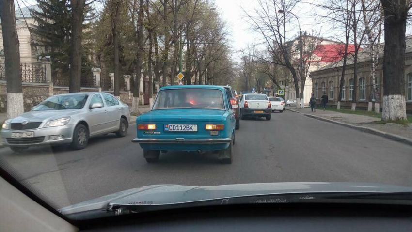 В Кишиневе заметили Ладу «копейку» с дипломатическими номерами