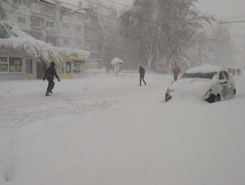 Жёлтый код опасности – в понедельник Молдову засыплет снегом 