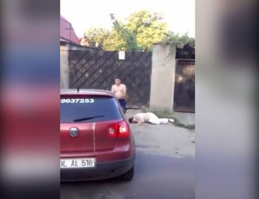 Опубликовано видео с подробностями аварии в Кишиневе с участием полицейского
