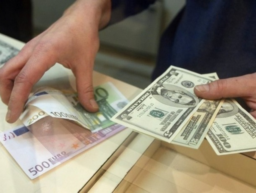 Доллар в Молдове упадет, а евро и румынский лей подорожают