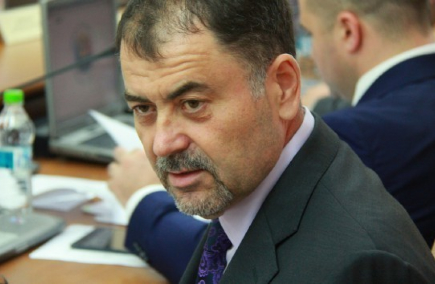 Шалару не сомневается, что останется без должности министра обороны 