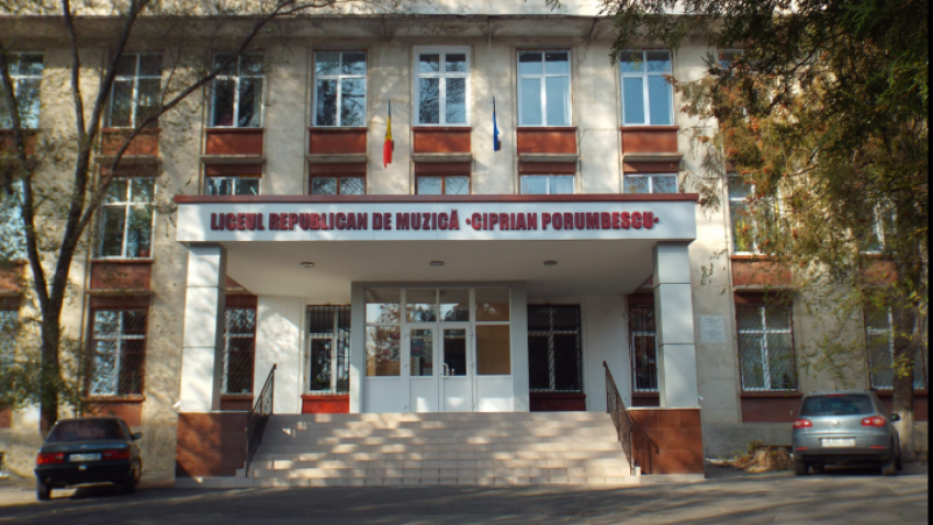 «Мертвые души» помогали директору школы-интерната в Кишиневе присваивать зарплаты подчиненных