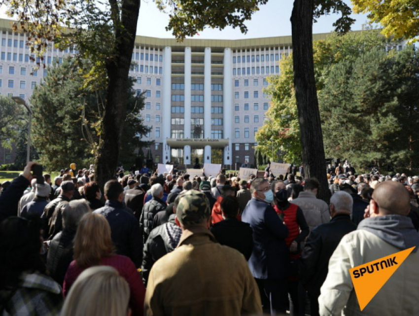 Митинг в поддержку Стояногло в Кишиневе вылился в акцию против произвола властей и геноцида простого народа