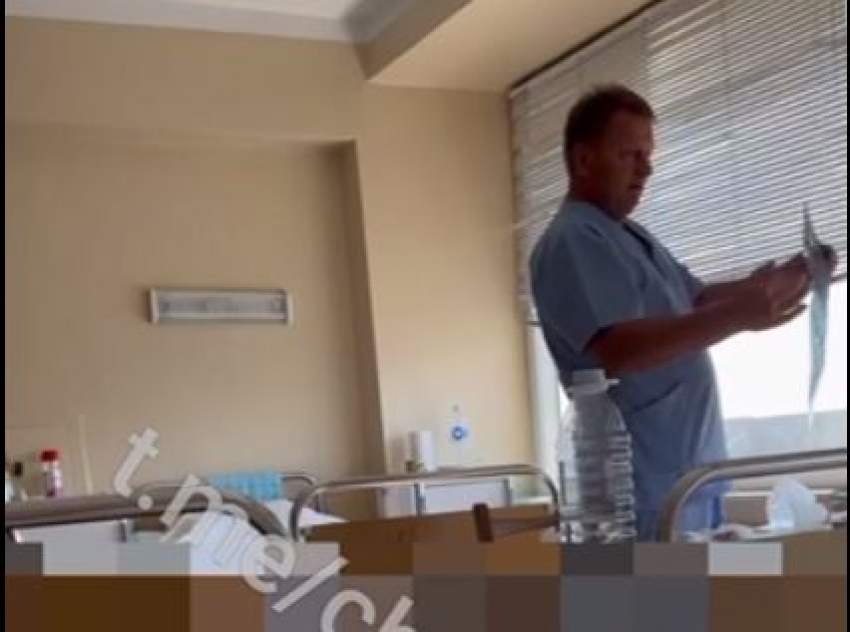 Врач РКБ: не лечу русских, хочется вас расстрелять из Калашникова