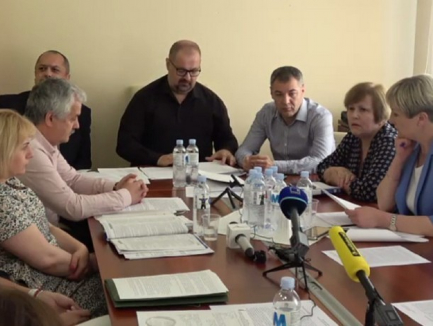 Руководство «Телерадио-Молдова» выписало себе крупные премии: за что?