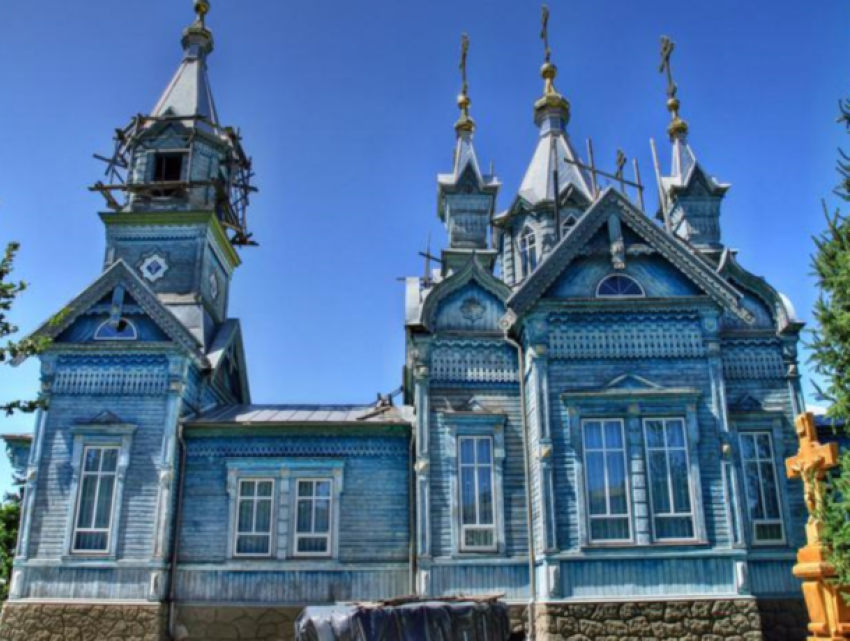 Никому нет дела до архитектурного достояния Молдовы - уникальный храм на севере страны скоро может исчезнуть