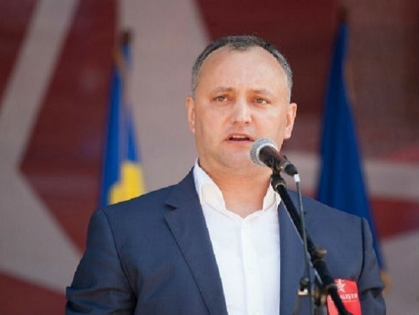 Президент пообещал сделать всё возможное, чтобы молодежь жила в Молдове