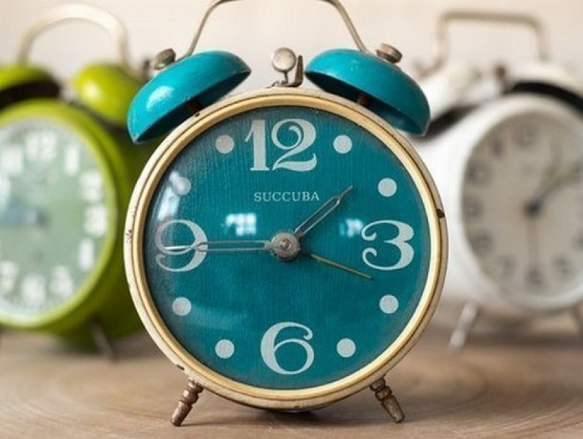 Как правильно перейти на зимнее время в последнее воскресенье октября 