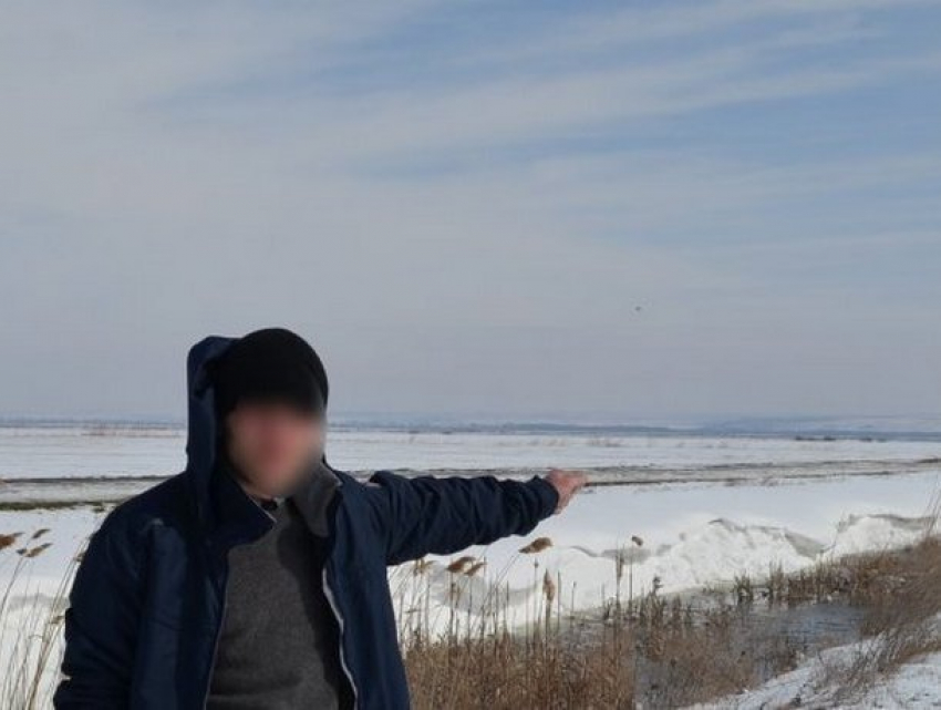 Уголовники попытались на камере от трактора пробраться из Молдовы в Румынию