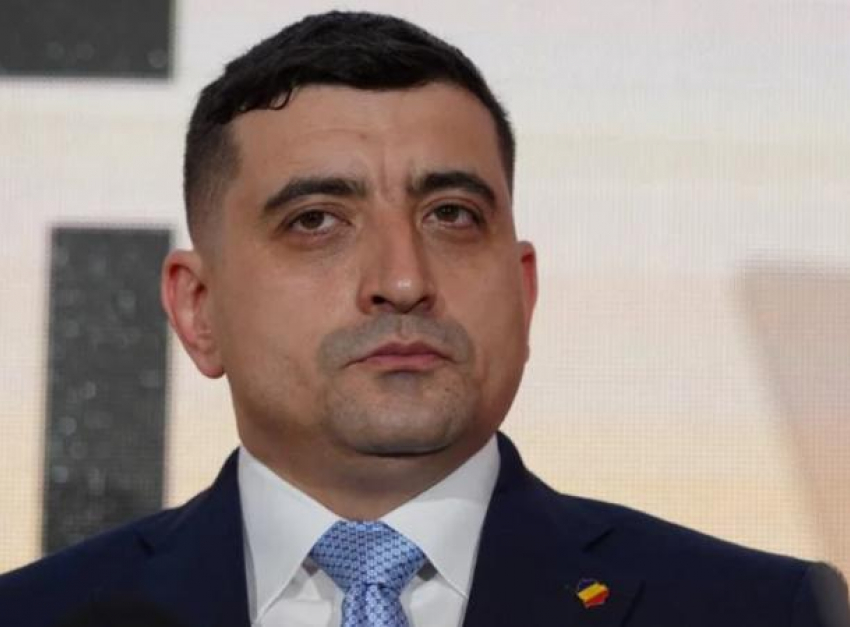 У Джордже Симиона по-прежнему запрет на въезд в Молдову. Суд перенесен