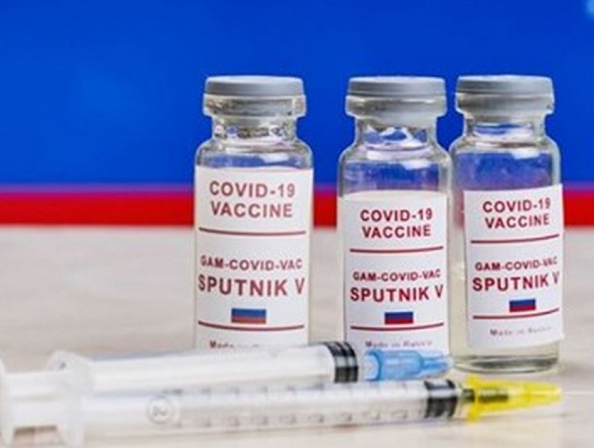«А почему?», - Муравский прокомментировал сообщение о невозможности использовать вакцины Sputnik в государственных учреждениях