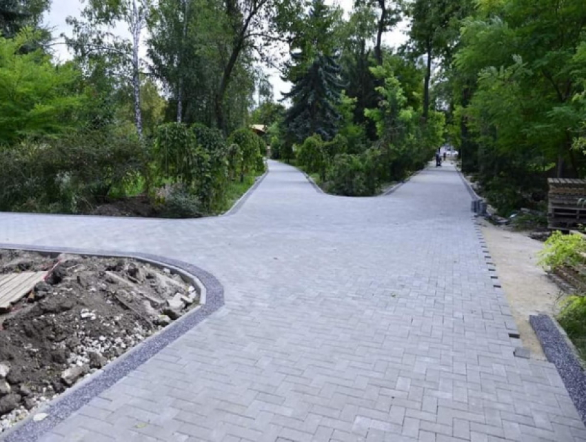 Восстановление еще одного парка в Кишиневе завершается
