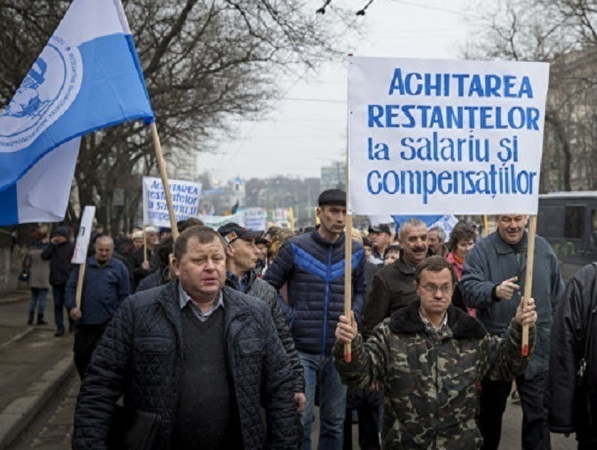 Пока сотрудники ГП «Железная дорога Молдовы» требуют зарплат, его руководство продает вагоны, - Одинцов