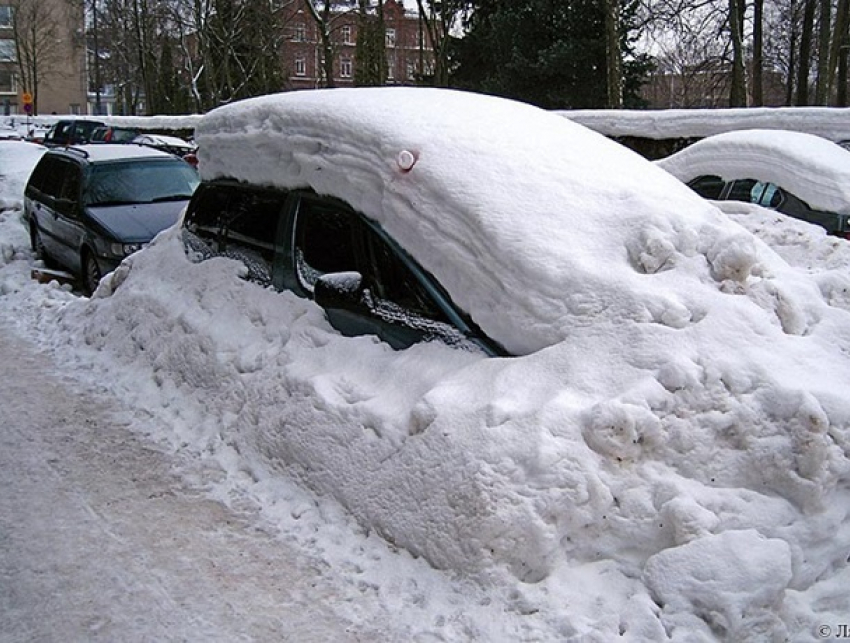 Снегопад сорвал экзамены на автовождение в Кишиневе и по всей Молдове