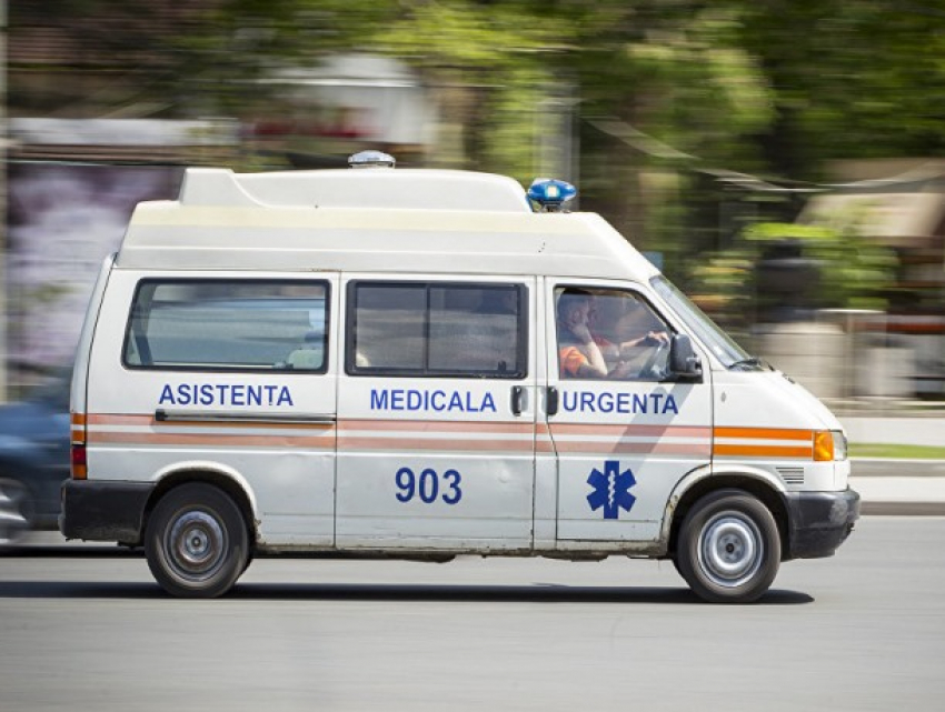 Карабинер полез открывать трансформатор ломом и получил сильный удар током