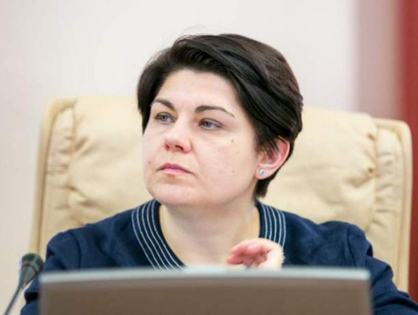 «Это не является официальной позицией правительства»: Гаврилица поспешила извиниться перед учителями  