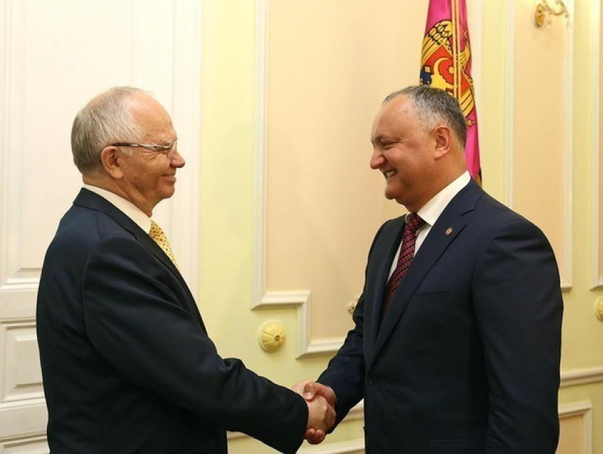 Предстоящий визит в Молдову делегации Госдумы обсудили президент и посол России 