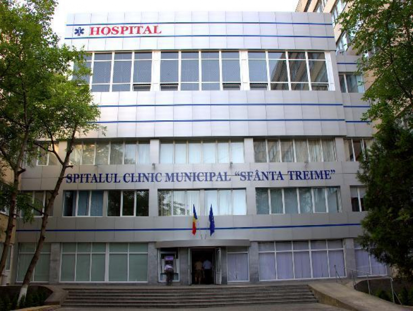 В Кишиневе врачи выгнали на улицу пациента после операции