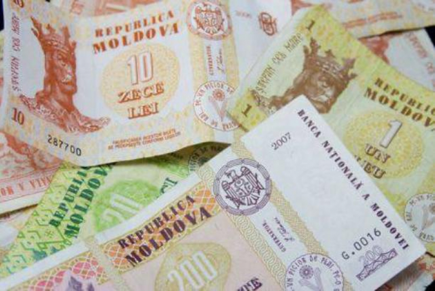 24-летняя кассирша тайно брала деньги из обменного пункта: раскрыта крупная недостача