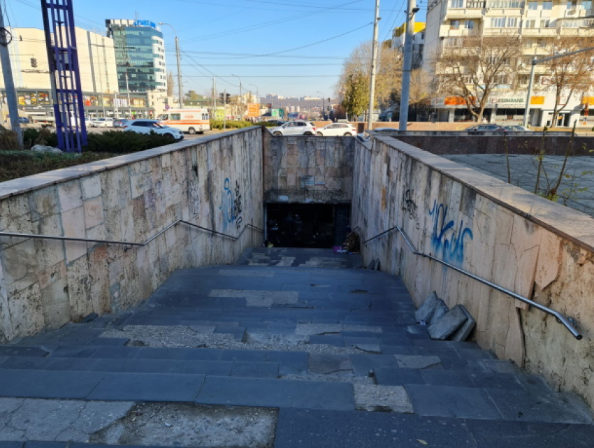 Перекресток и подземный переход в центре Кишинева: добро пожаловать в каменный век!