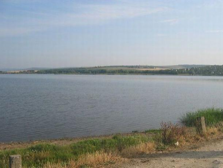 На берегу Данченского озера найдено бездыханное тело мужчины