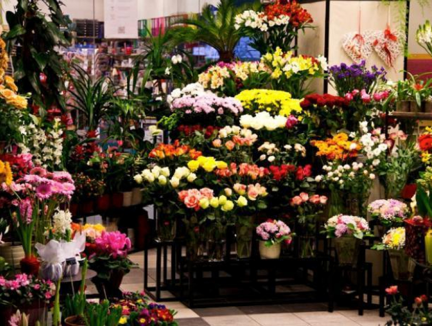 В День влюбленных цветочники получили миллионную прибыль