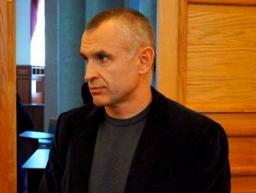 «Детективный триллер»: расстрелянный украинский депутат насиловал несовершеннолетних и убил свою жену