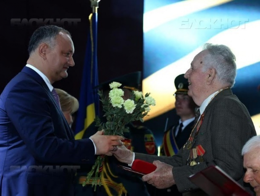Президент Молдовы Игорь Додон не подпишет закон о праздновании 9 мая Дня Европы