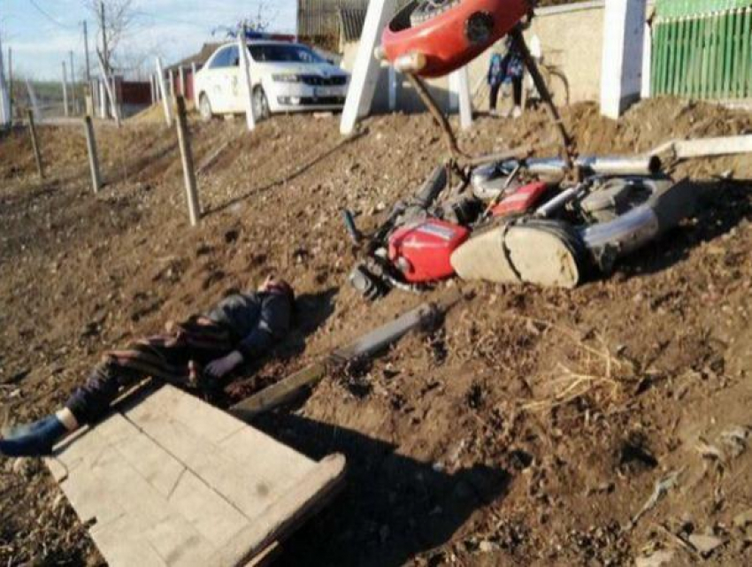 «Смерть экстремала» - в Каушанском районе разбился мотоциклист