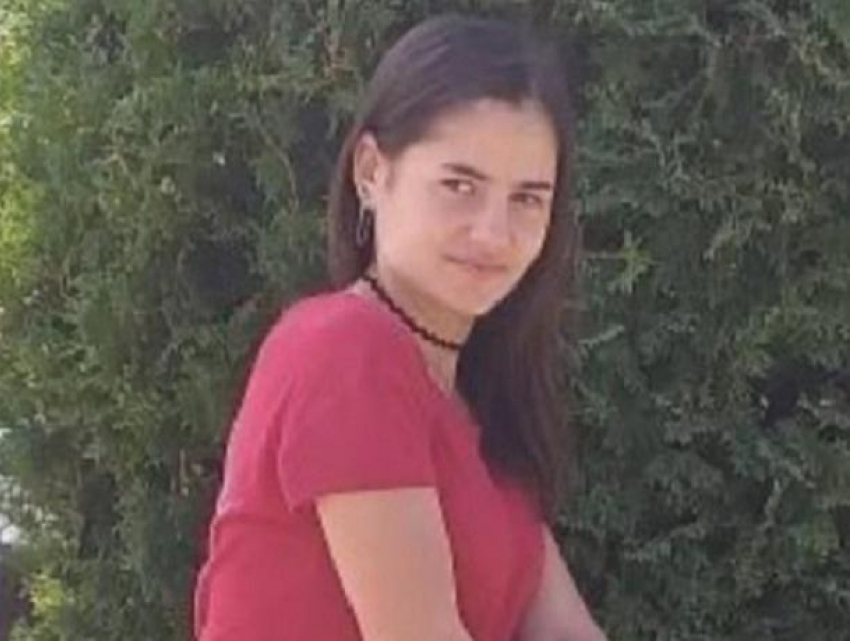 Полиция ищет 16-летнюю девушку, сбежавшую из приюта