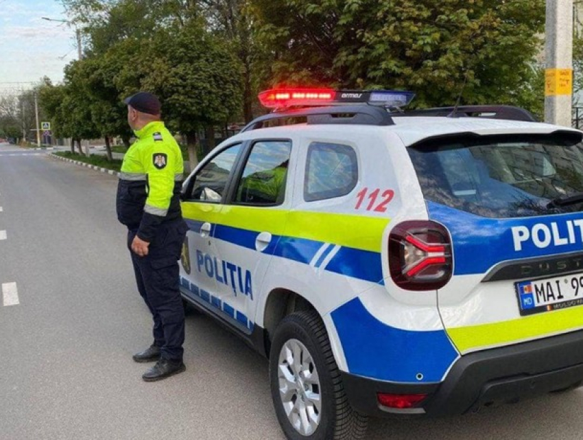 В Бессарабском районе разыскивают водителя, который сбил насмерть пожилую женщину