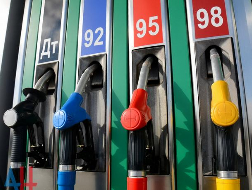 Цена на бензин опять поднялась - теперь она приближается к 21 лею за литр