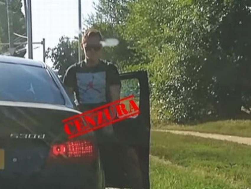 В Кишиневе водитель BMW продемонстрировал оппоненту свои «причинные места", запись попала в объектив камеры