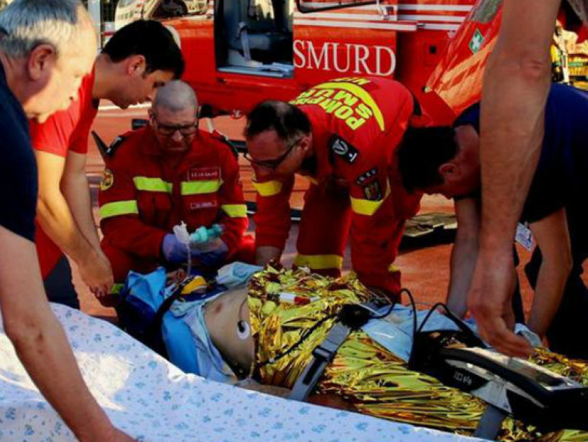 Рухнувший с трактора житель Штефан Водэ получил тяжелые травмы и впал в кому