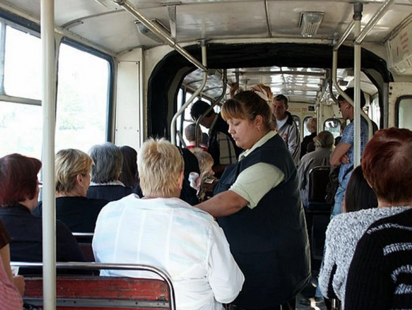 Кишиневские пенсионеры продолжат ездить на общественном транспорте бесплатно 