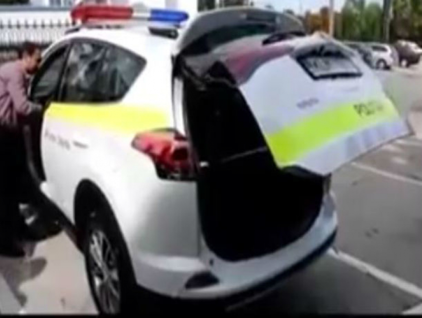 Тестирование полицейскими интересного служебного автомобиля сняли на видео