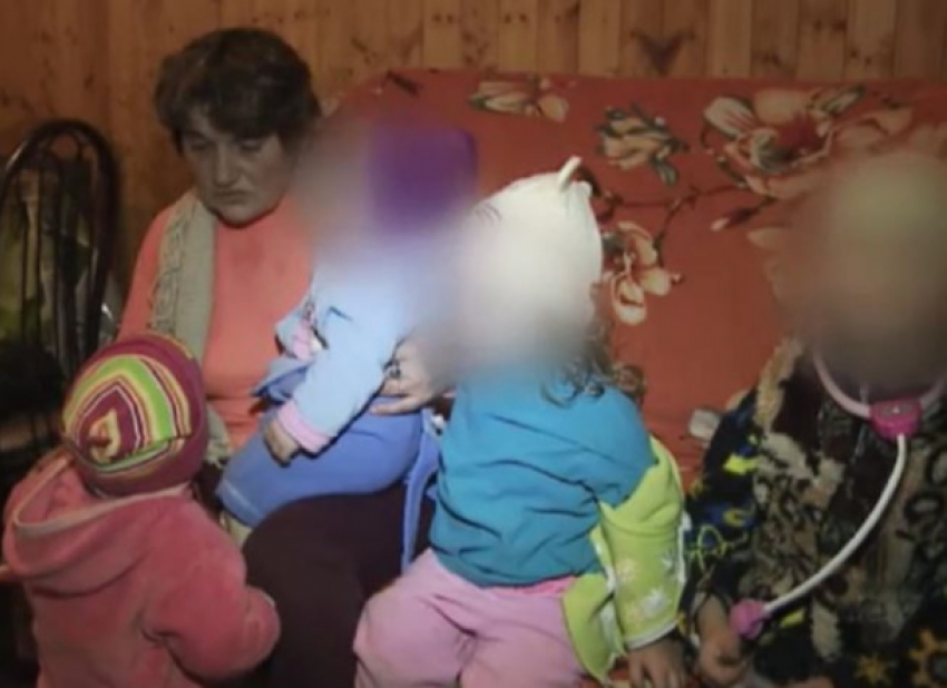 Экс-президент Молдовы призвал помочь матери 5 детей, которых отказалась помиловать Санду