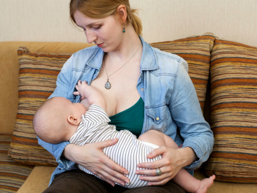 Уголок для кормления грудью младенцев открыл столичный ресторан