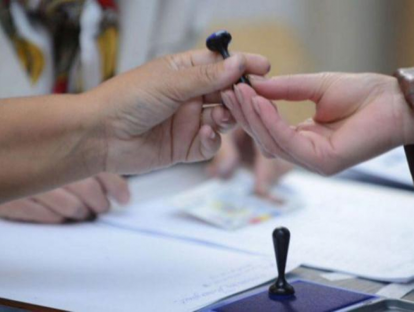 На выборах президента Румынии проголосовали «аж» 18 тысяч жителей РМ