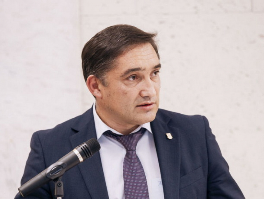 Беззаконие и угроза подброса: натиск на Стояногло продолжается