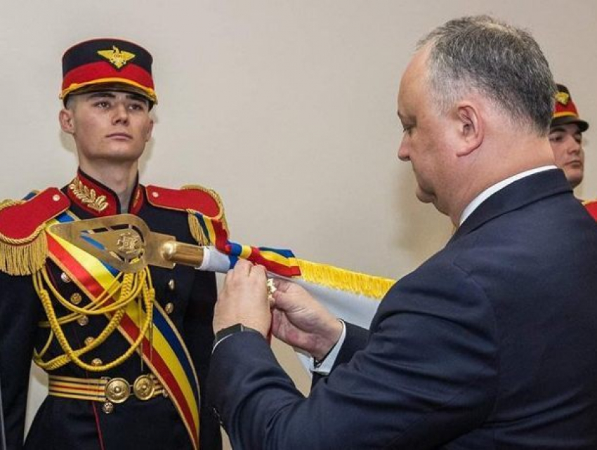 Высокие награды вручил президент Молдовы Службе государственной охраны и ее сотрудникам 