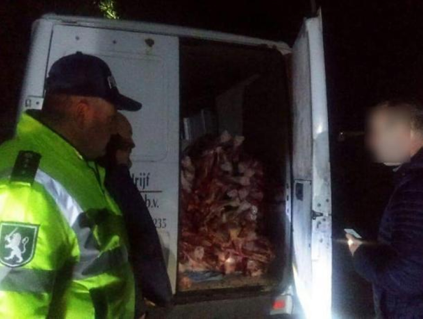 На рынки Молдовы едва не попали 800 килограмм говяжьего мяса без документов