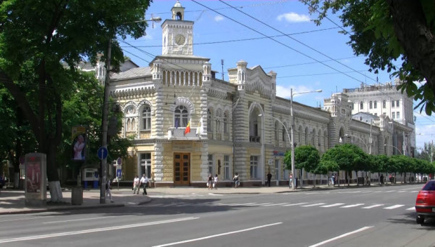 В столице начинаются публичные дискуссии по референдуму за отставку Киртоакэ 