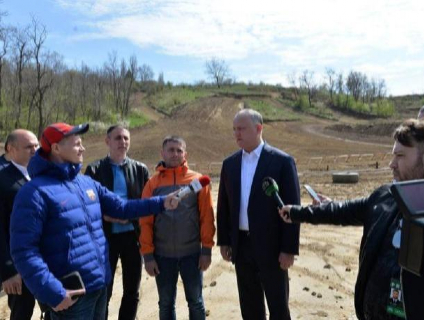 В Кишинёве проходит этап Чемпионата Европы по мотокроссу
