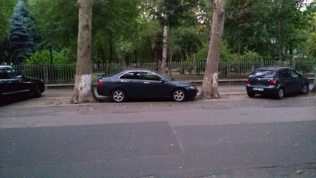 авто