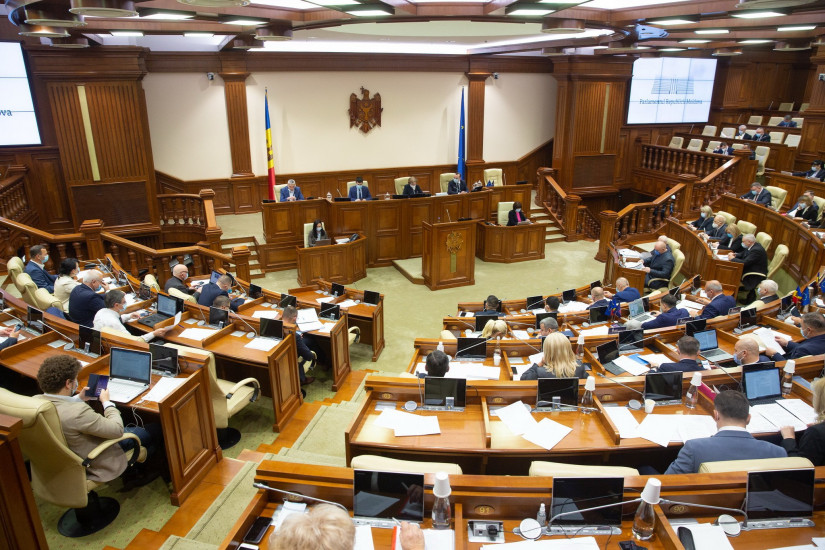 parlament.jpg