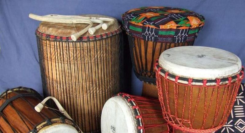 Уроки игры на африканских барабанах.jpg