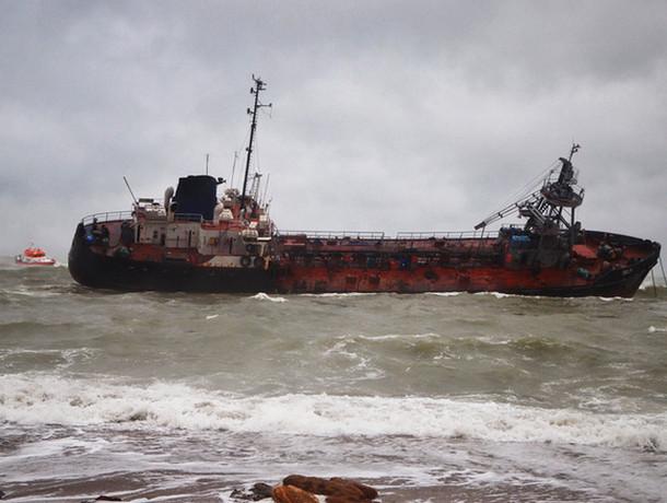 tanker1.jpg
