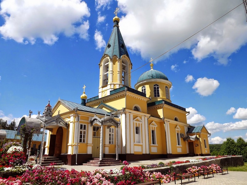 Летняя церковь святой Параскевы1.JPG